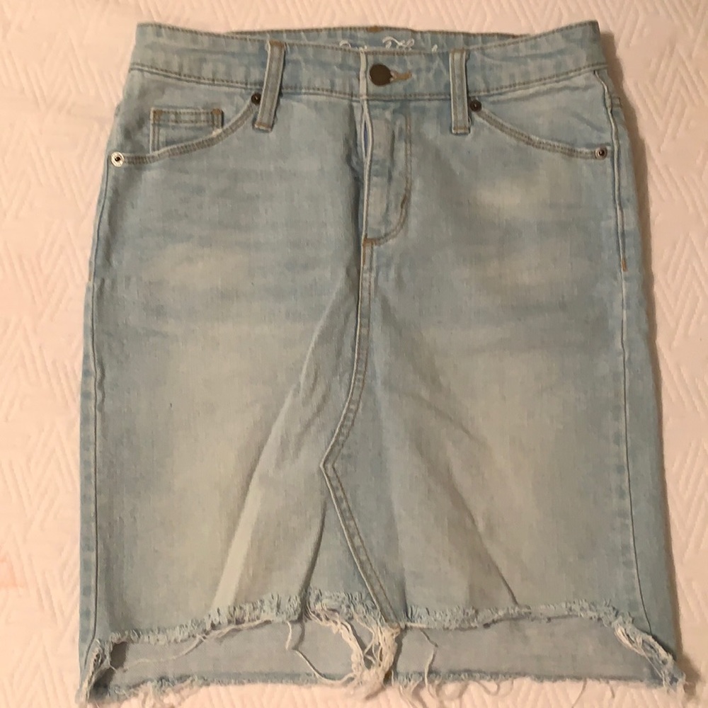 Distressed Jean skirt